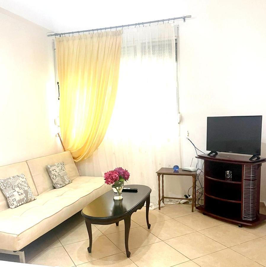 Apartments Athina Orikum Luaran gambar