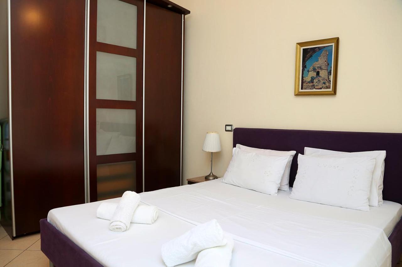 Apartments Athina Orikum Luaran gambar