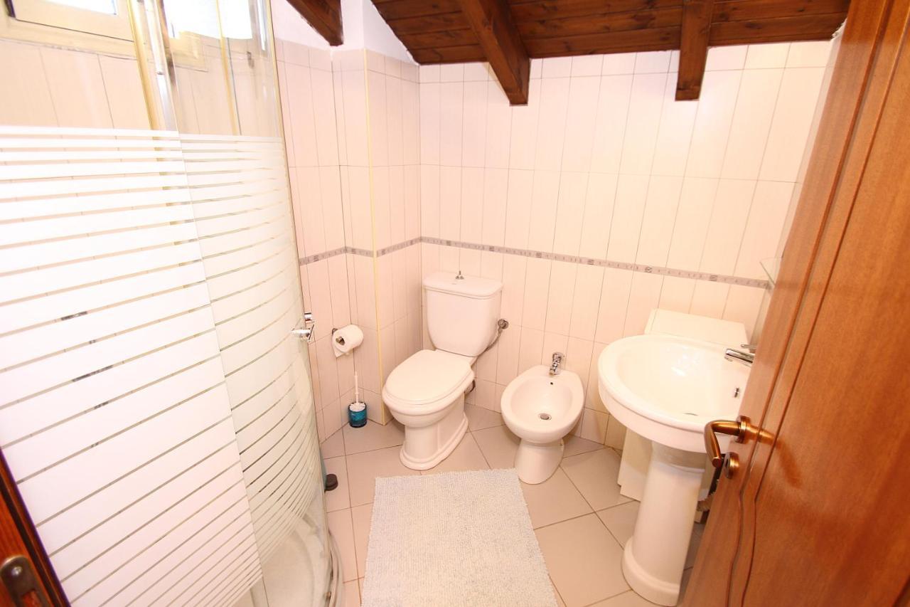 Apartments Athina Orikum Luaran gambar